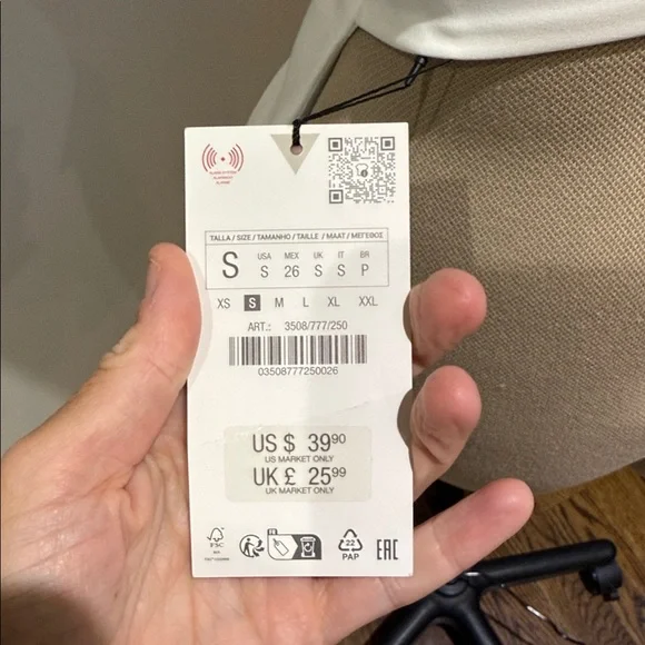 Zara White Halter Zippered Vest with Collar Detail Size Small - Picture 5 of 5